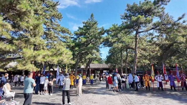 希恩配资网 多元文旅绘就暑期画卷 夏日经济点燃消费热潮